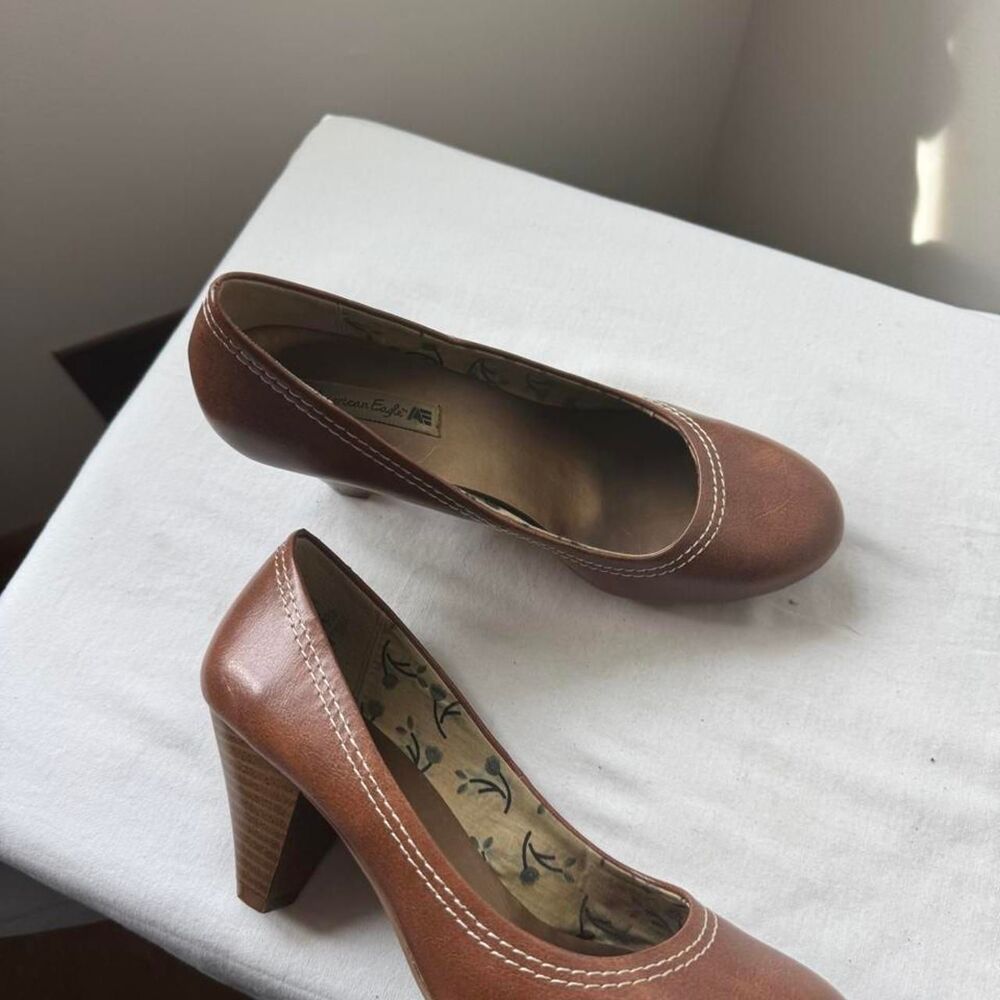 American Eagle Brown Y2K Heeled Pumps Size 7.5
